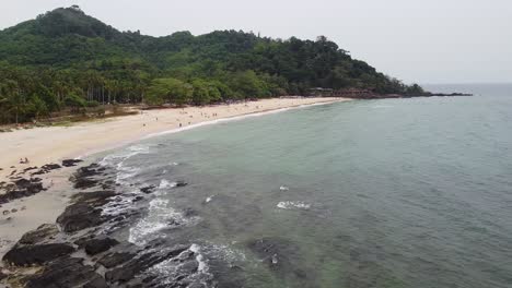 Charlie-Beach-Auf-Der-Thailändischen-Insel-Koh-Mook