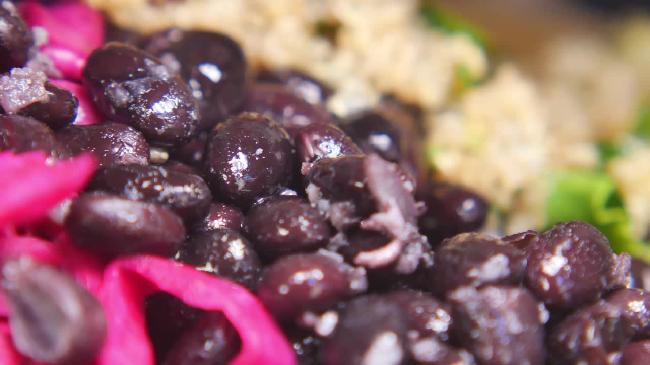 Black Bean and Red Cabbage Salad