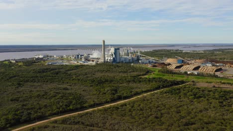 fábrica de celulosa en américa del sur uruguay