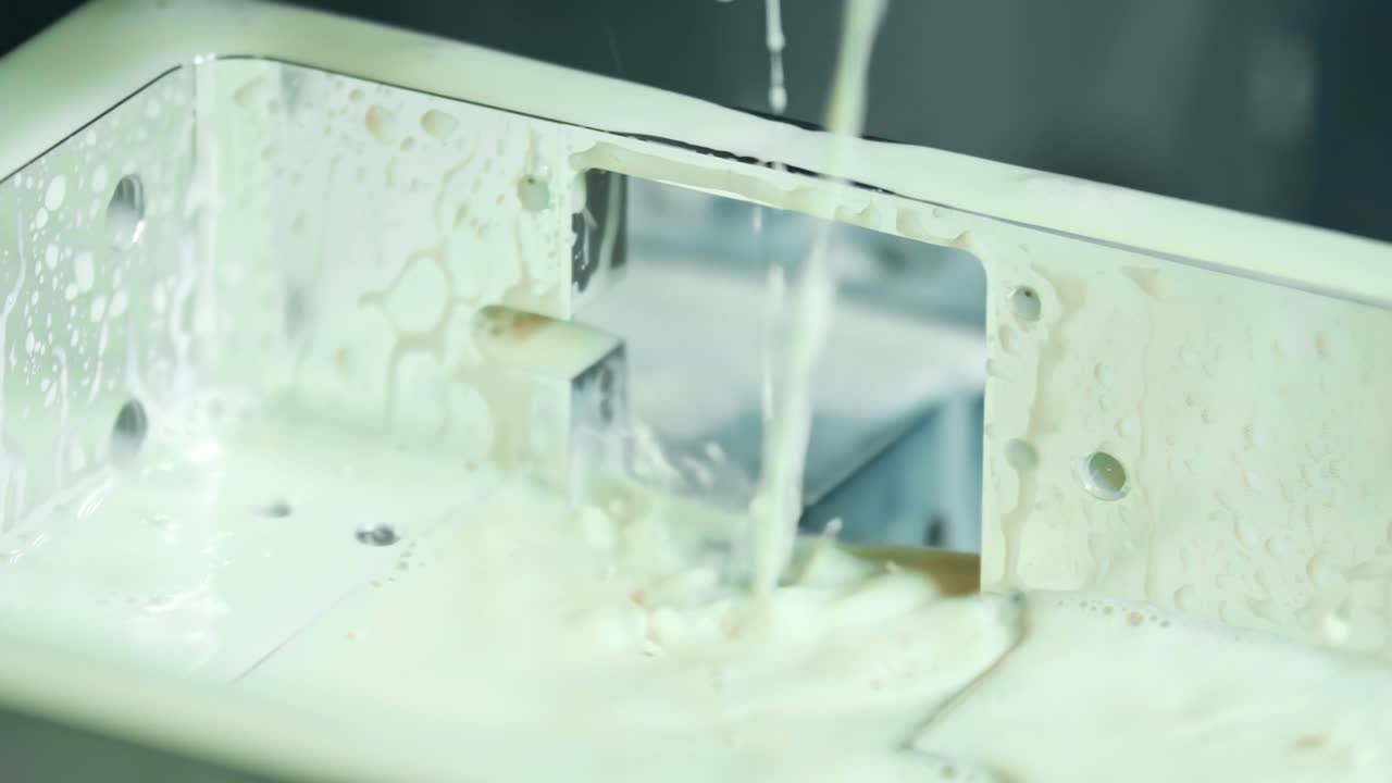 Machining process trochoidal milling cutting tool precision metal drilling CNC slow motion