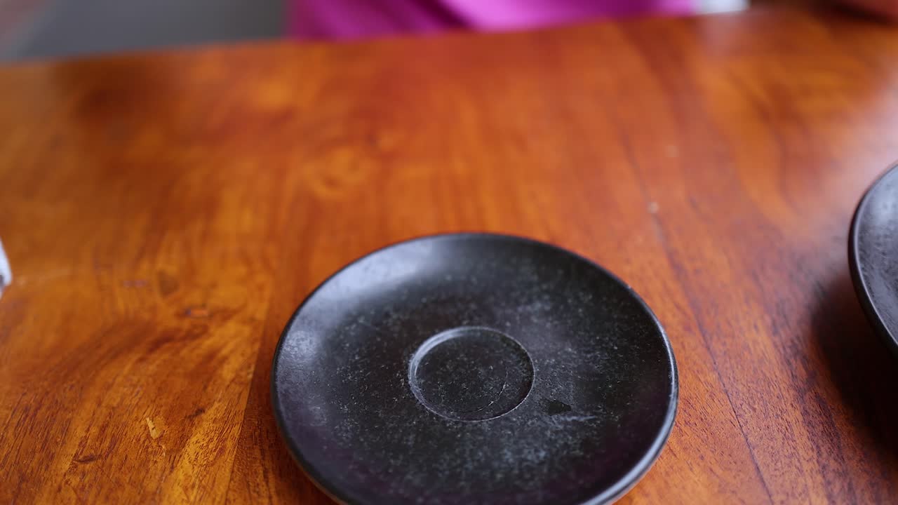 elevadores de mano y lugares taza de espresso