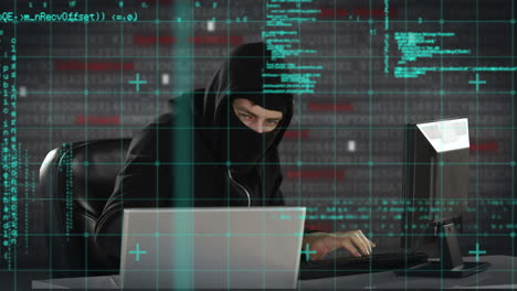 animación del procesamiento de datos sobre un hacker caucásico usando una computadora portátil