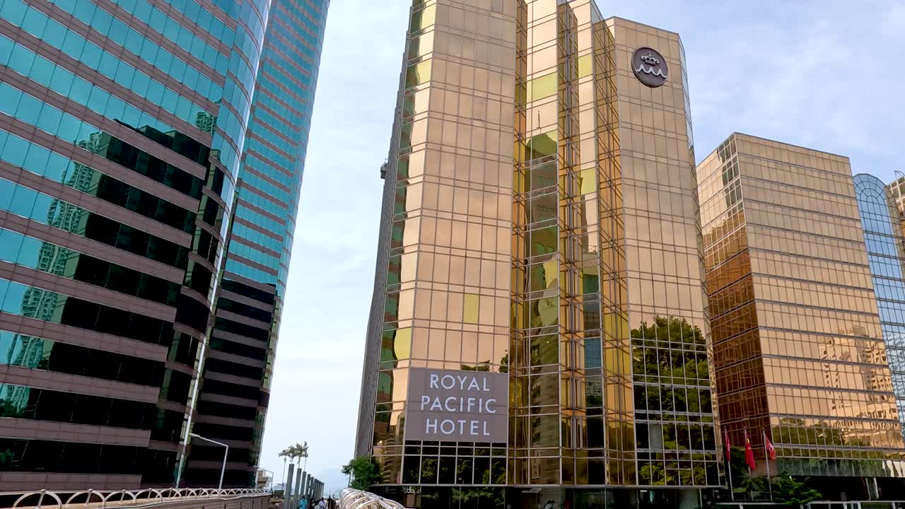 홍콩 도시 풍경의 건물과 초록색