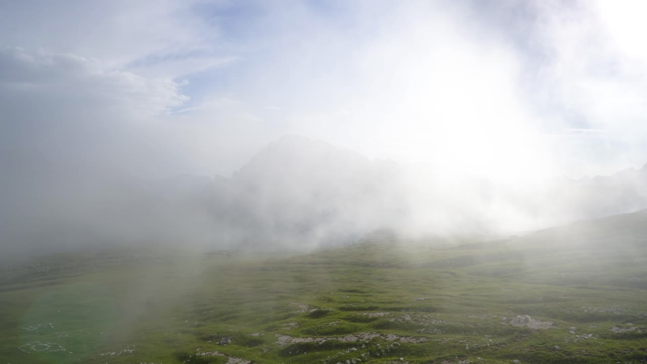 국립 자연 공원 도로미티스 알프스 산맥에 있습니다. 이탈리아의 아름다운 자연.
