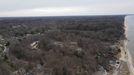 turn from lake michigan to lake harbor park