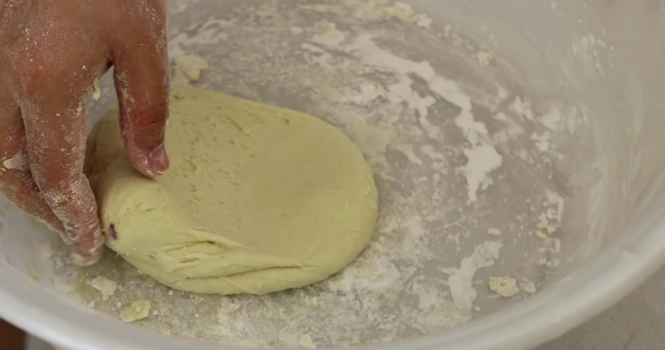 Making authentic street food style bua loi at home. highlighting bringing local thai market prep to the kitchen to create the authentic thai bua loi dessert.