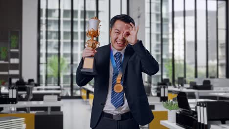 businessman celebrating a victory