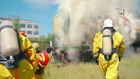 firefighters respond to industrial fire