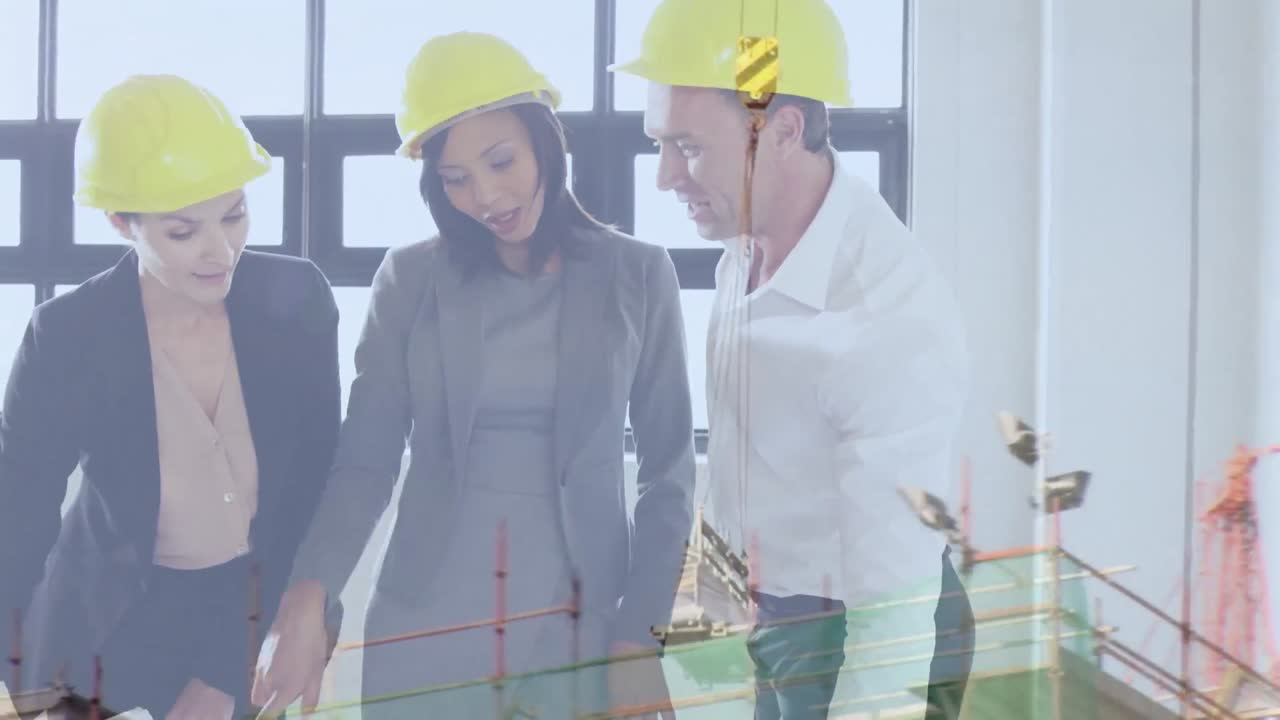animación de diversas ingenieras y ingenieros en el sitio de construcción