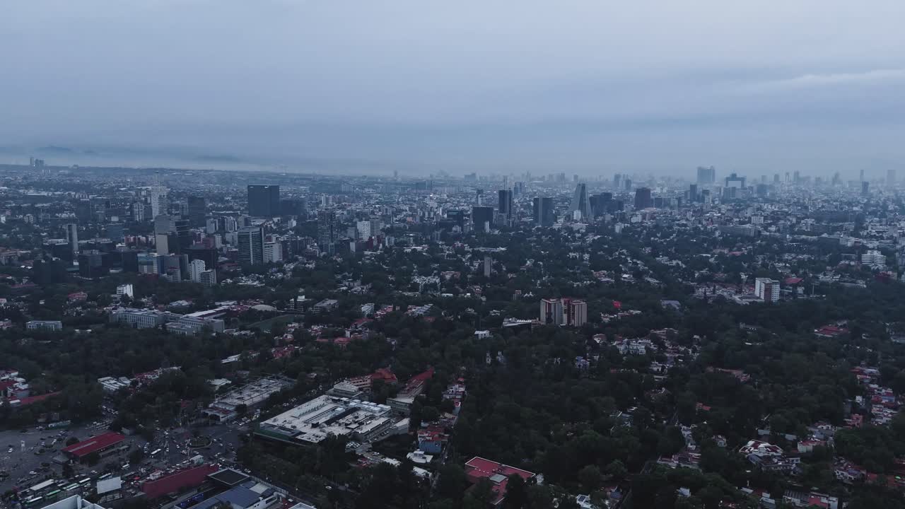 Drone hyperlapse over Mexico City on a rainy and cloudy day