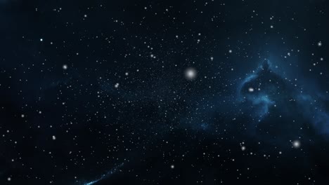 nubes de nebulosas azules en movimiento en el universo repleto de estrellas