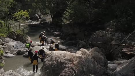 people canyoning through a river in chateauroux des alpes