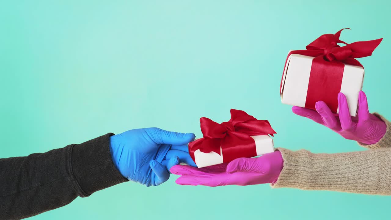 covid-19 christmas bonus coronavirus new year 2021