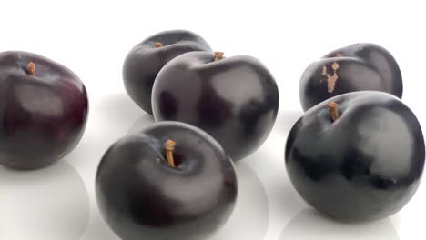 blue round plum