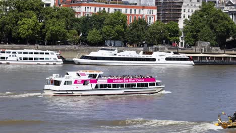 ferry cruising on the thames in london