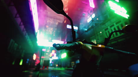 viaje nocturno en motocicleta en la ciudad cyberpunk