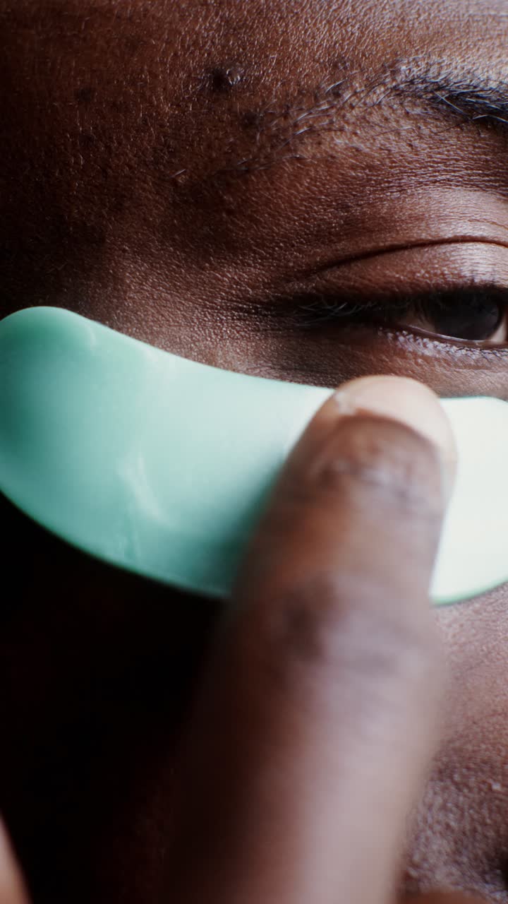 Eye patch application for skincare