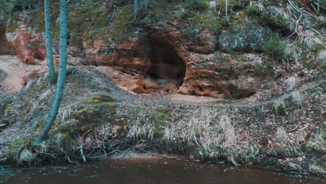 el sendero natural de cecilu en ieriki, letonia