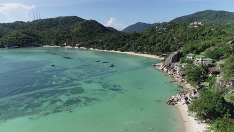 encantadora playa tropical