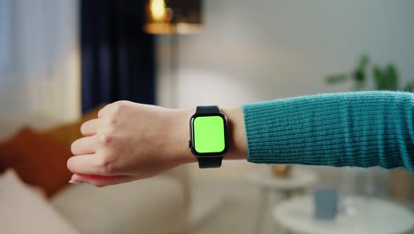 smartwatch with green screen