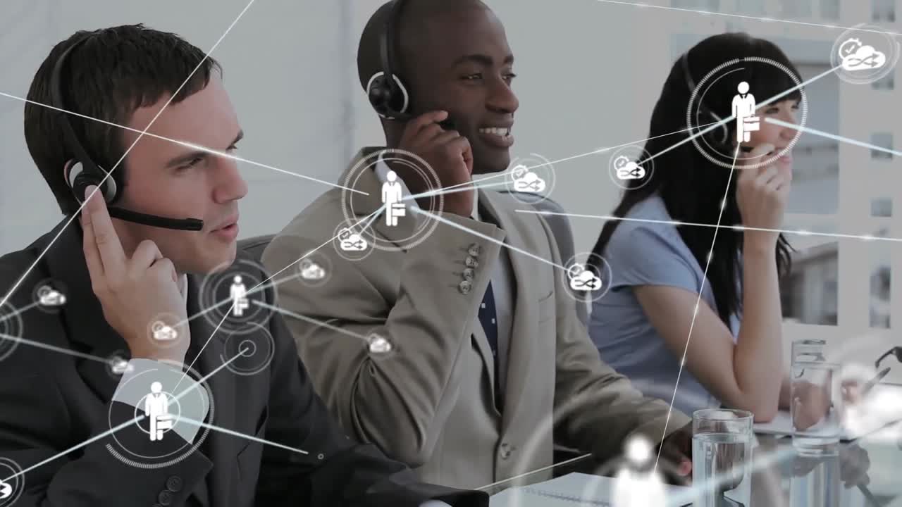animación de la red de conexiones entre diversas personas de negocios en la oficina