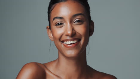 portrait of a smiling woman