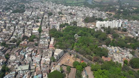 Museo-Del-Ayuntamiento-De-Ancho-A-Primer-Plano-Vista-De-Pájaro-En-Kolhapur-En-Maharashtra