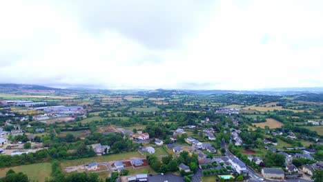 Zona-Suburbana-De-Aveyron,-Occitania-En-Francia