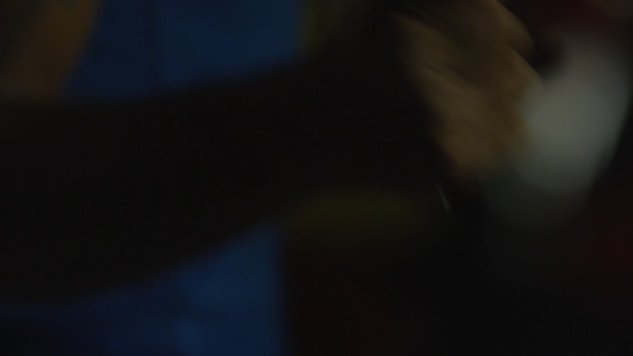 persona en movimiento, vista borrosa