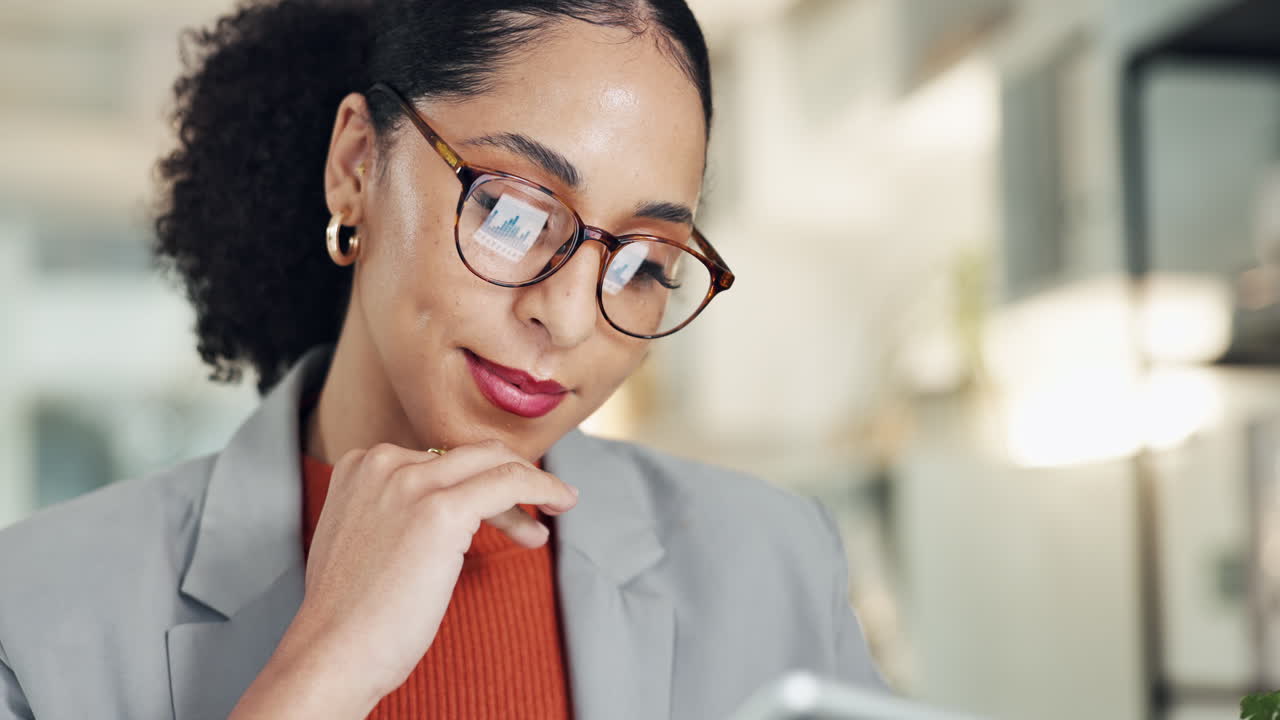 Businesswoman using tablet