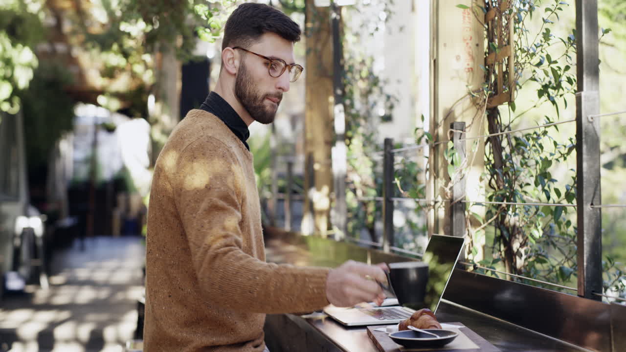 produttività alimentata da un caffè fantastico