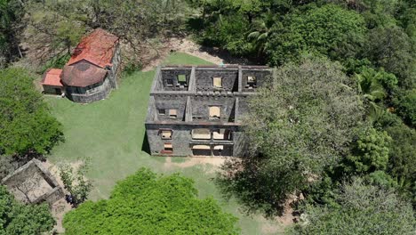 orbitando sobre las ruinas del ingenio de engombe, un destino ecoturístico que se presta a muchas propuestas