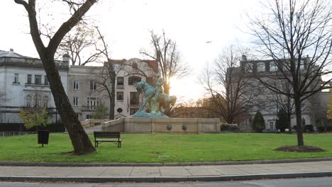 círculo de sheridan - washington, d.c. - puesta de sol - otoño