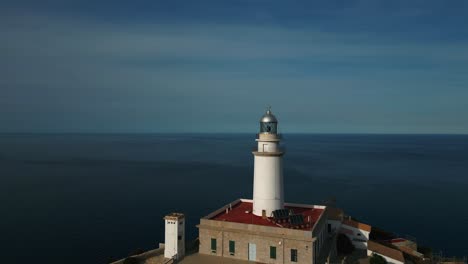 Cap-Formentor-lighthouse,-Balearic-island-Palma-de-Mallorca,-Spain,-with-dramatic-cliffs,-mountains-and-rock-formations