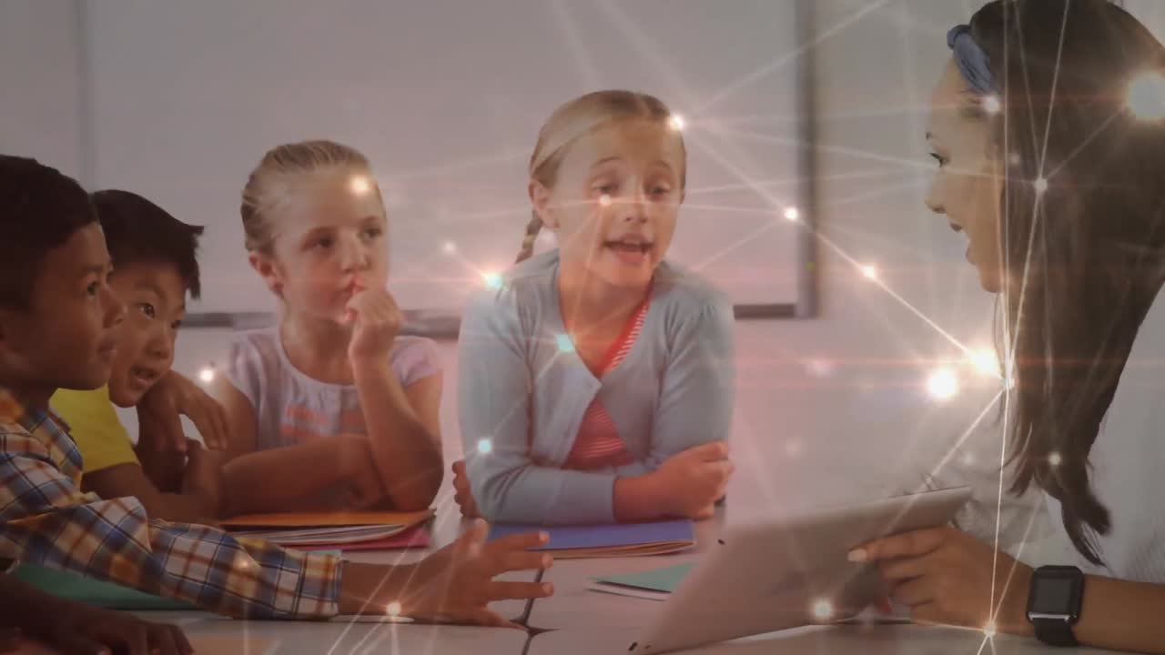 아이들과 교사가 교실에 데이터 연결을 가지고 있습니다.