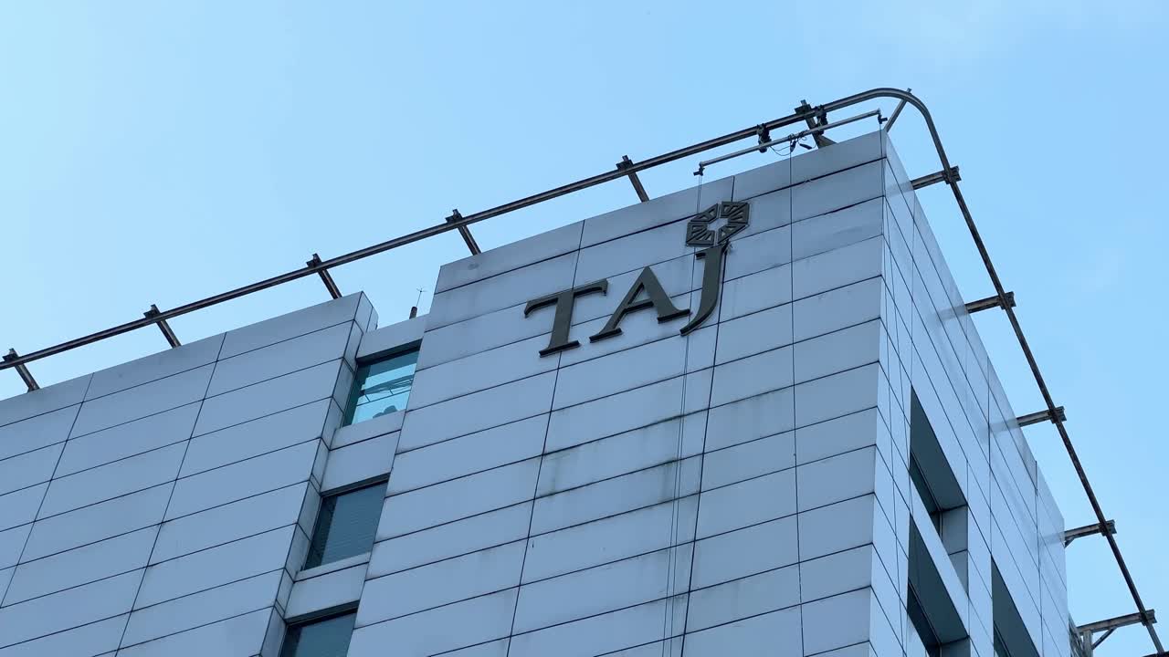 Low angle shot of Hotel Taj during evening in Kolkata, India.