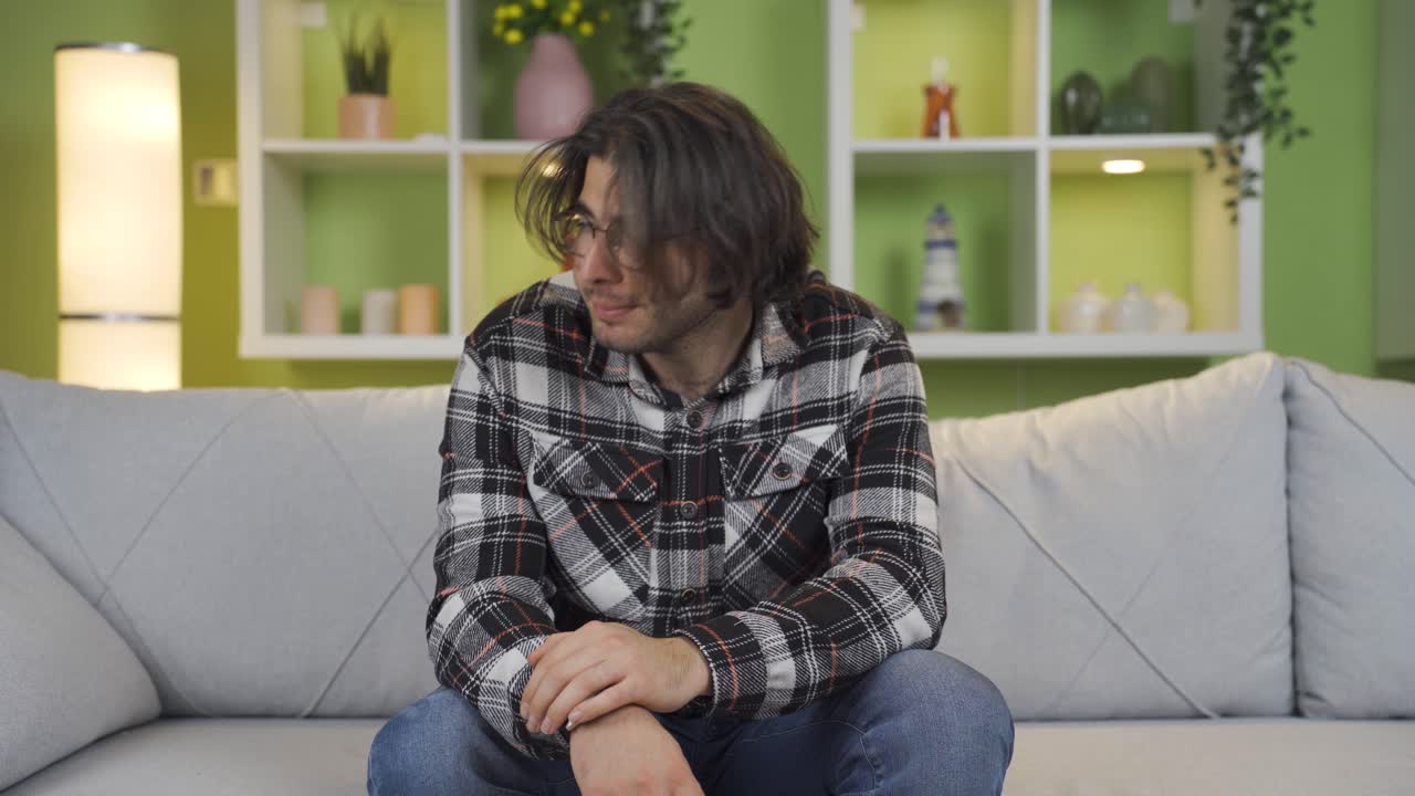 un joven deprimido con trastorno bipolar.