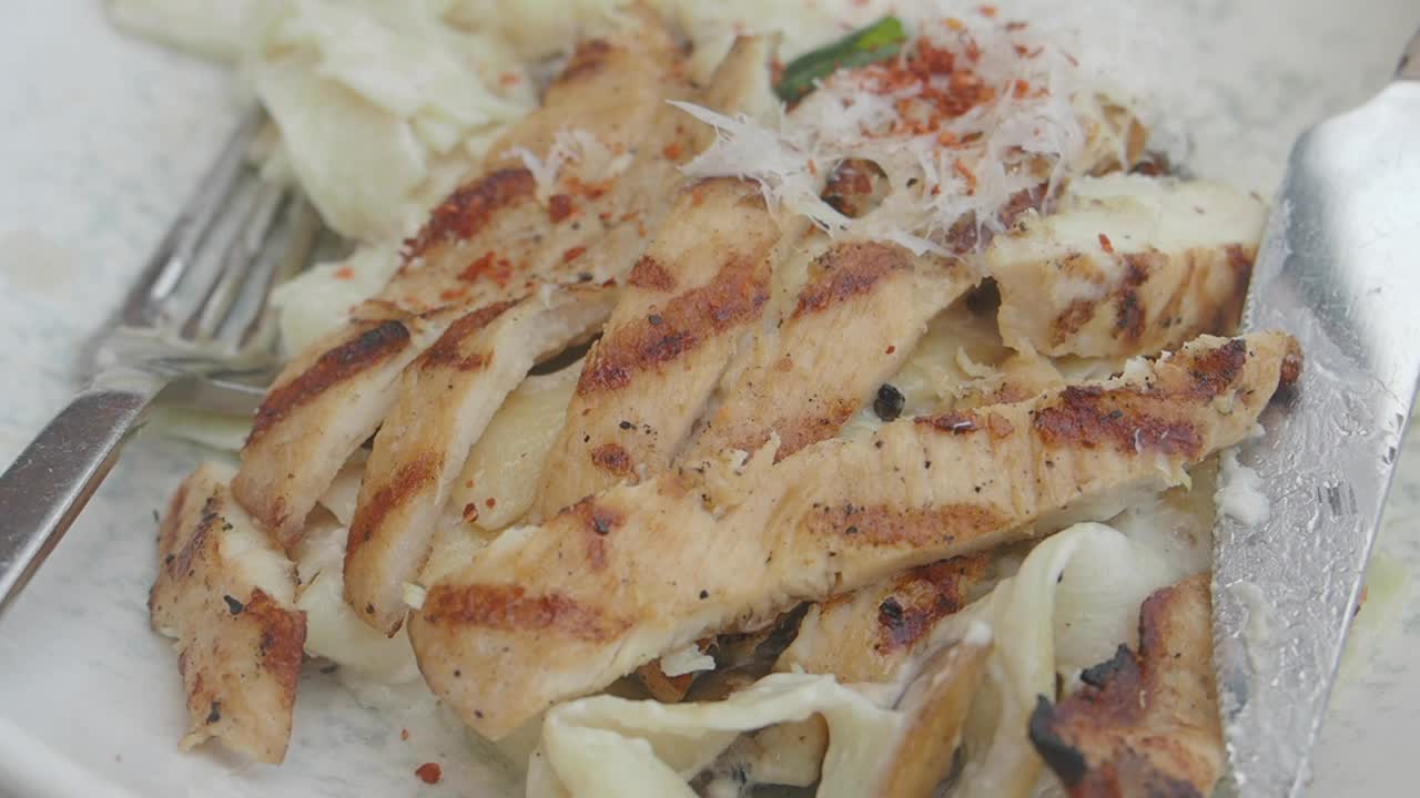 Grilled Chicken Dish with Pasta and Cheese
