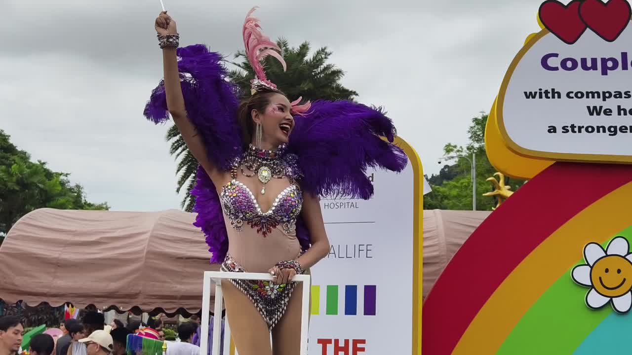 el desfile del orgullo lgbtq+