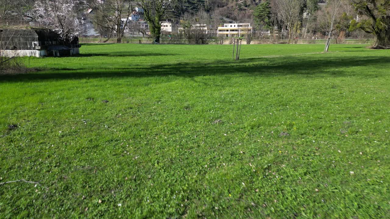스위스 군대의 요새는 중요한 장벽으로 중요한 역할을 했고, 월렌세와 린테베네-주리히세를 연결하는 통로를 보호하며 중요한 역사적 가치를 담고 있었다.