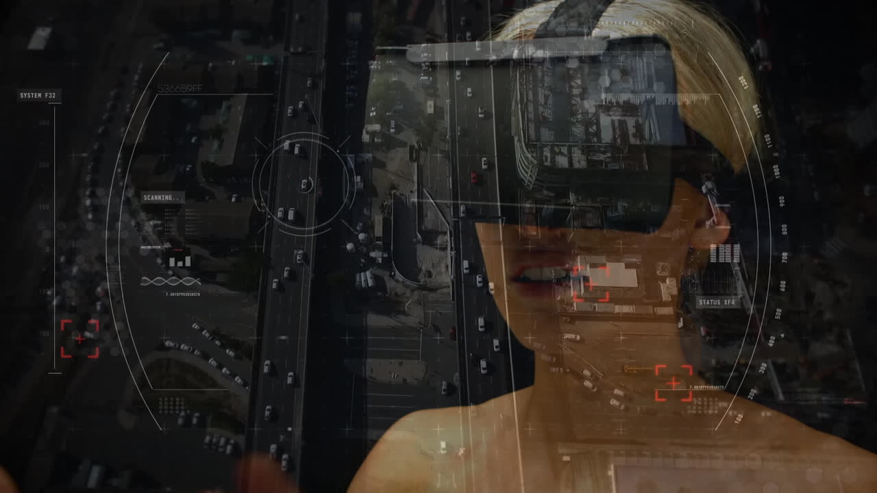 escaneo de alcance contra la mujer usando auriculares de realidad virtual y tráfico de la ciudad
