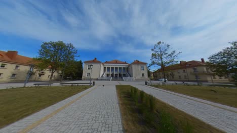 der kulturpalast in naujoji akmene, litauen