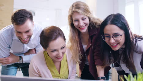 el trabajo en equipo hace que el sueño funcione.