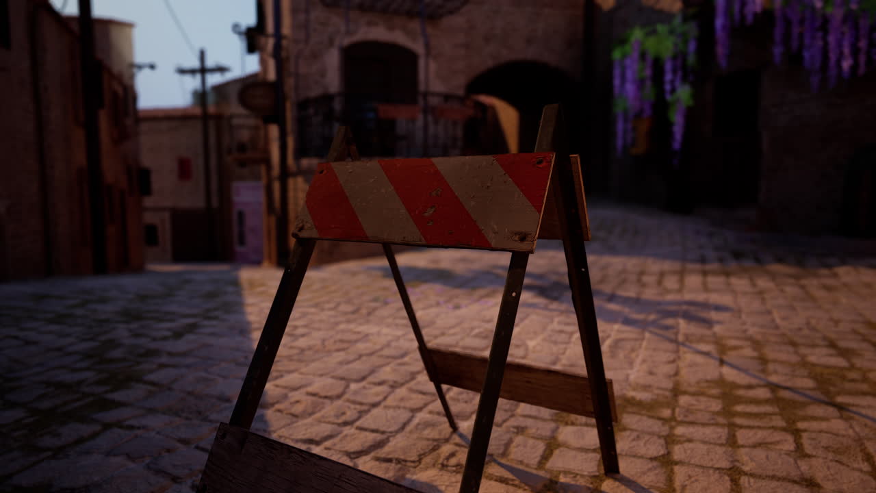 Una strada del centro storico chiusa.