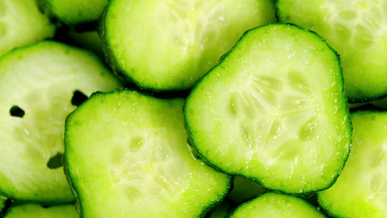 신선한 호박과 슬라이스 로테이션: 건강한 식단과 생활 방식을 촉진하는 개념