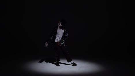 michael jackson impersonator performing in spotlight