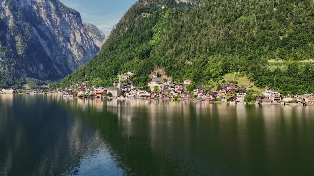 Veduta aerea di Hallstatt in Austria al mattino