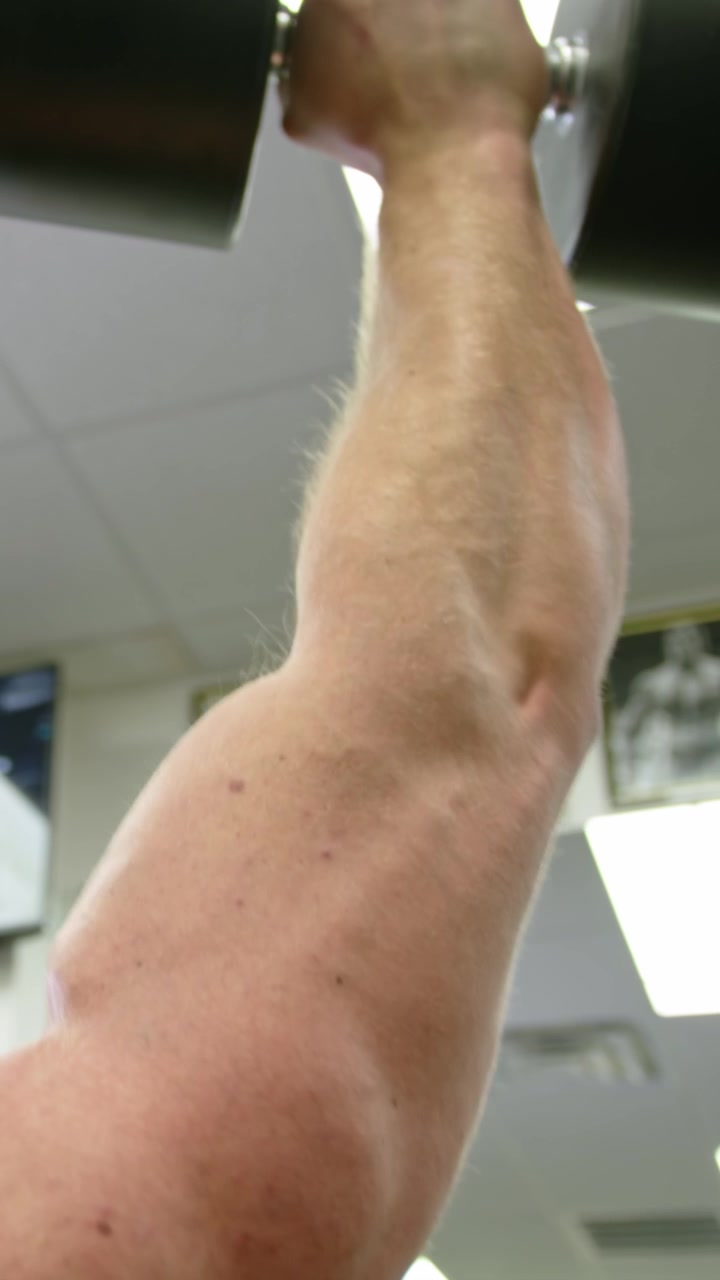 Esercizio di potenziamento muscolare