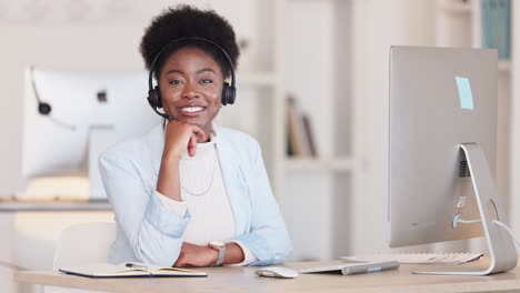 Female-sales-support-consultant-working-at-a-call