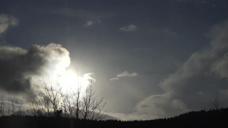 Lapso-De-Tiempo-Nubes-Pasando-Rápido